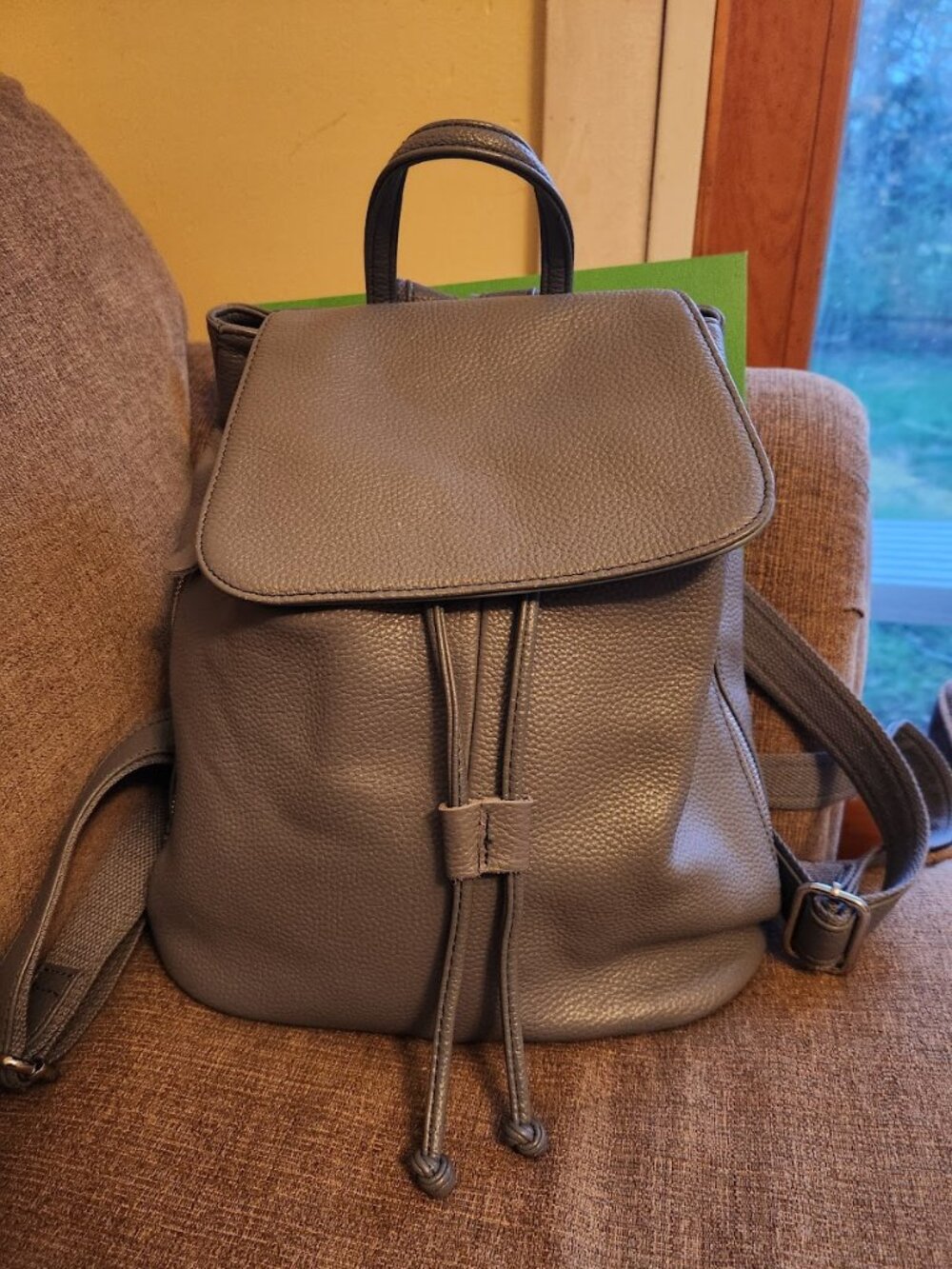 cute gray back bag